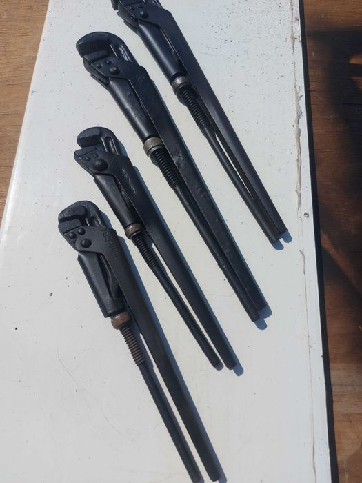 Прода ключі великих розмірів.