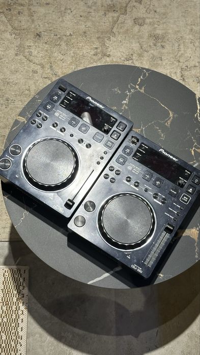 Програвач Pioneer CDJ-350