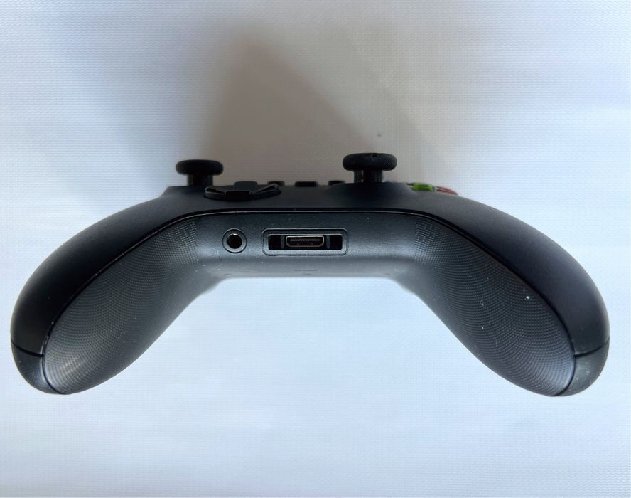 Геймпад Microsoft Xbox Series X/S