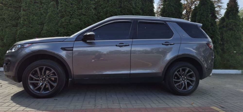 Land rover discovery sport 2016