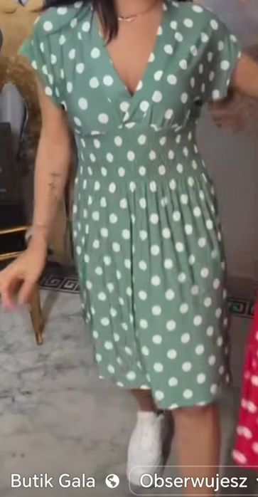 Nowa sukienka w grochy
