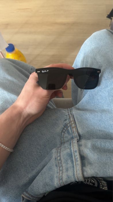czarne okulary rayban