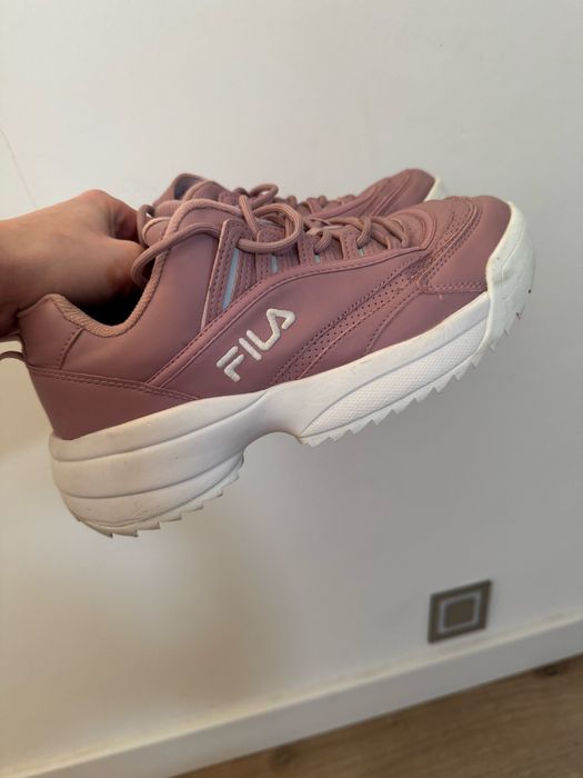 Buty różowe Fila