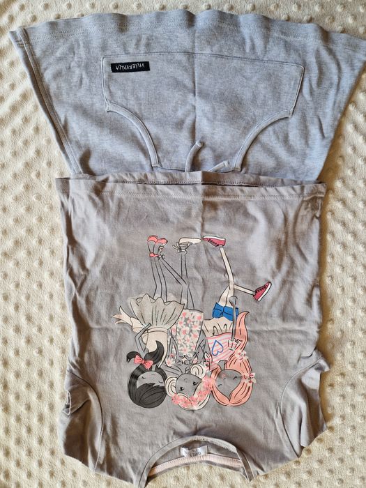 Komplet spódniczka (110) i koszulka (116)