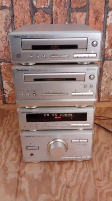 Miniwieża Technics HD301