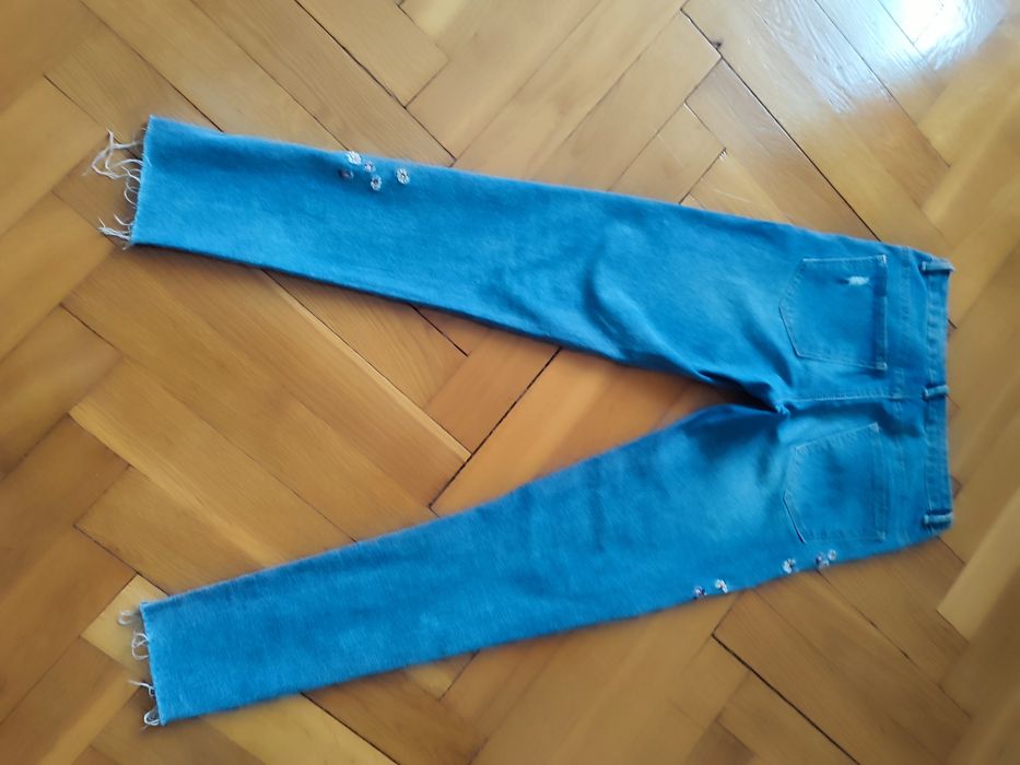 Spodnie jeansowe CROPP rozmiar 36/S