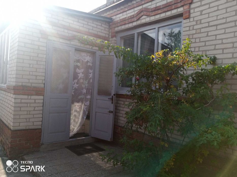 Продаю шикарное домовладение в удобном р-не г.Мерефа