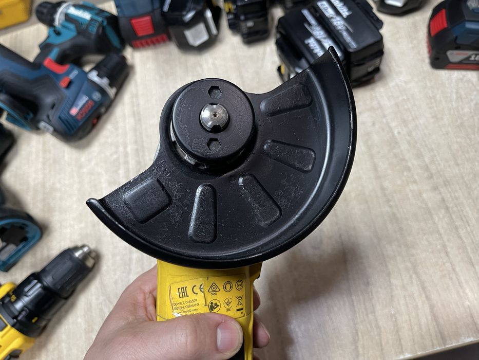 Dewalt DCG405 / вживана болгарка Девольт 125 мм