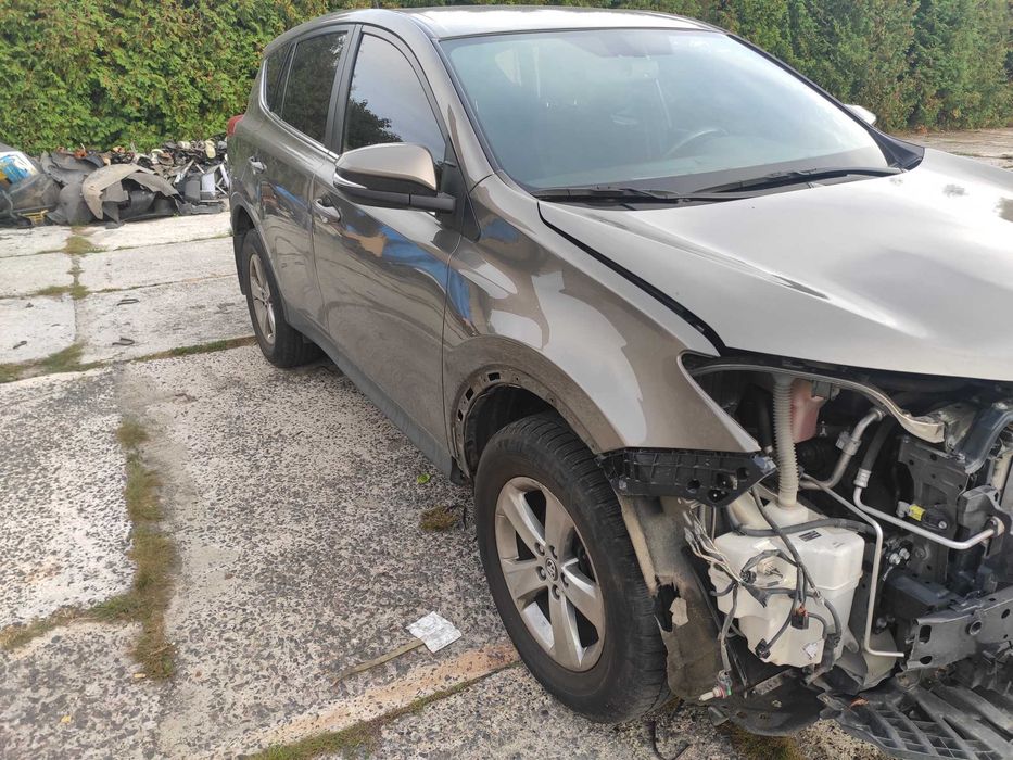 Розборка Toyota RAV4 2013