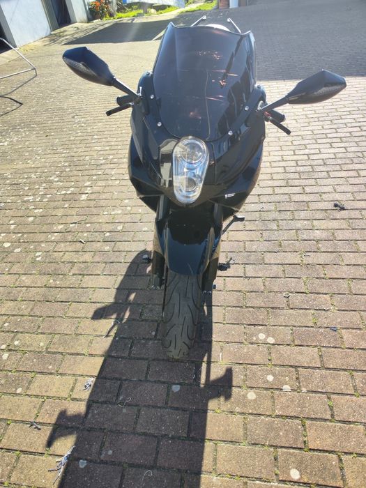 Hyosung comet gt650r