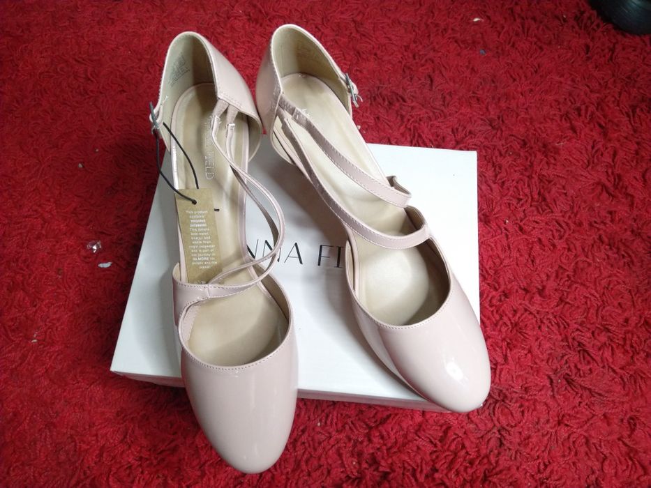 Czółenka Szpilki Rozmiar 45 Pudrowy Róż Lakier