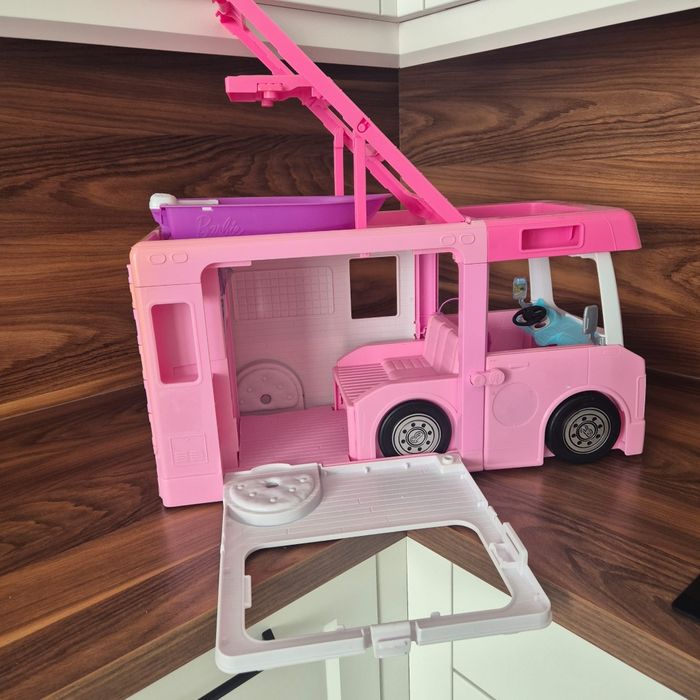 Barbie – duży kamper + samochód | zestaw