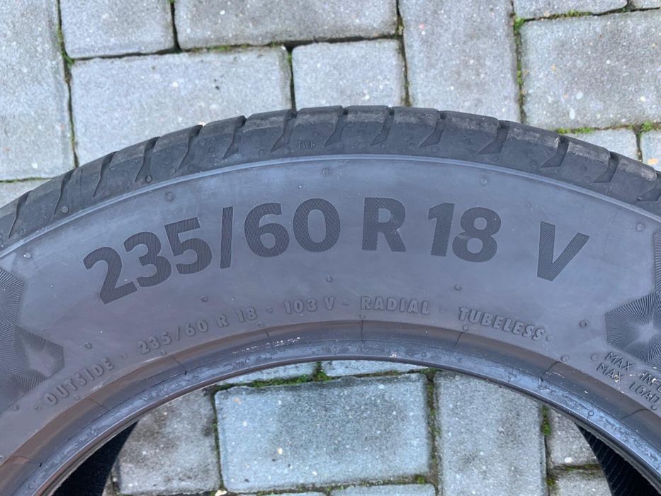 Pneu continental 235/60 R18 V