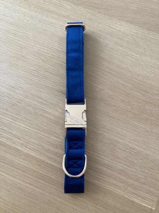 Piekna NOWA obroża królewski niebieski.