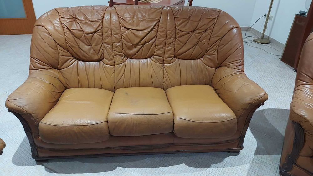 Conjunto Sofas em pele