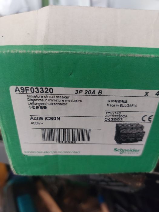 Wyłącznik nadprądowy 3P B 20A Schneider A9F03320