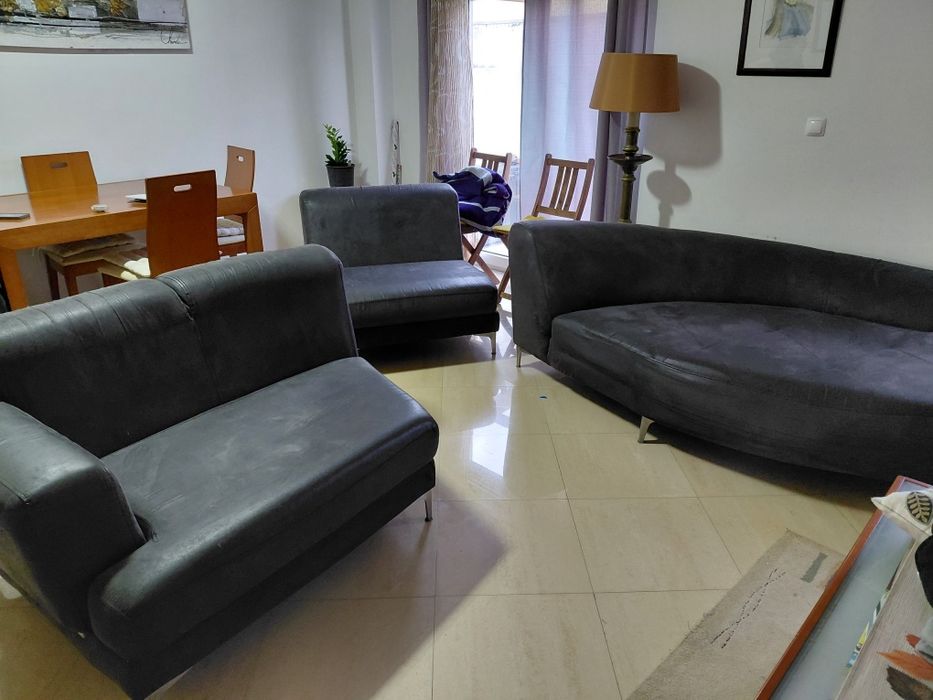 Sofá bastante confortavel