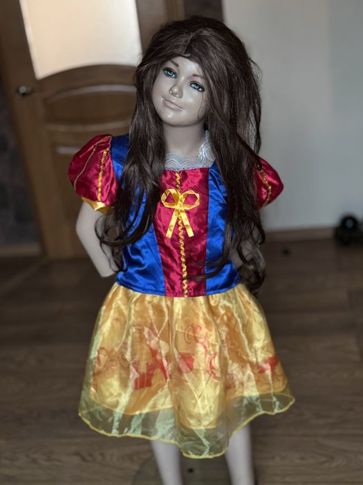 Білосніжка,карнавальний костюм