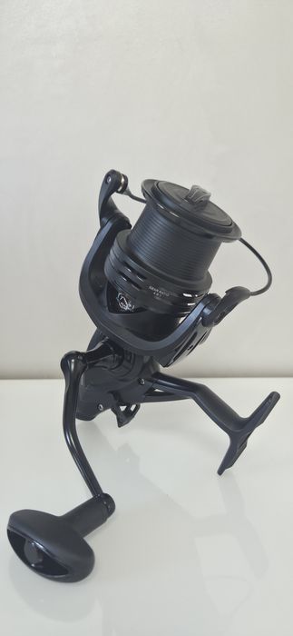 Катушка  рыболовная карповая с бейтраннером  Feima LM 8000 (7+1bb 4:9:1)