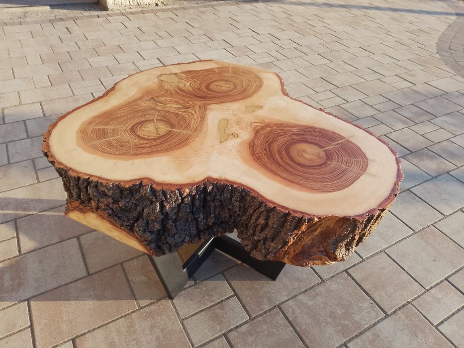 Stół dębowy z pnia