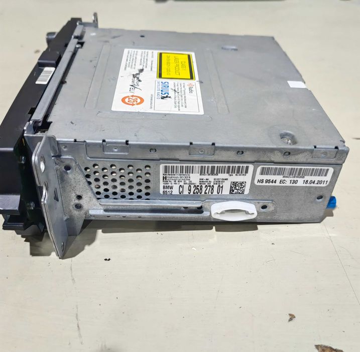 Radio CIC BMW serie 1 e 3 E87/82/88/E90/91 navegação