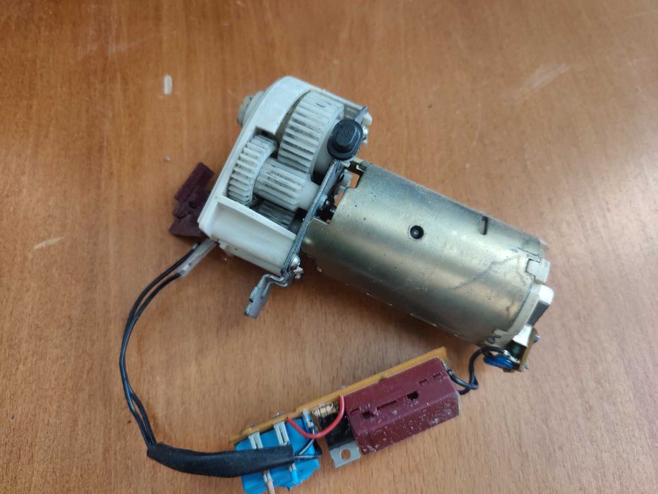 motor eletrico pequeno