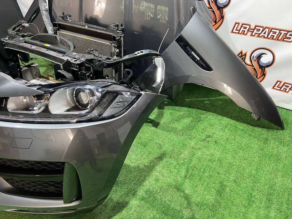 Бампер передній Jaguar F-Pace