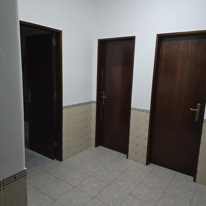 Quarto mobilado para arrendar - Algueirão-Mem Martins