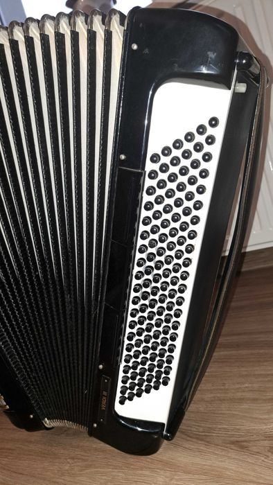 Akordeon Hohner Verdi III 120 Bas