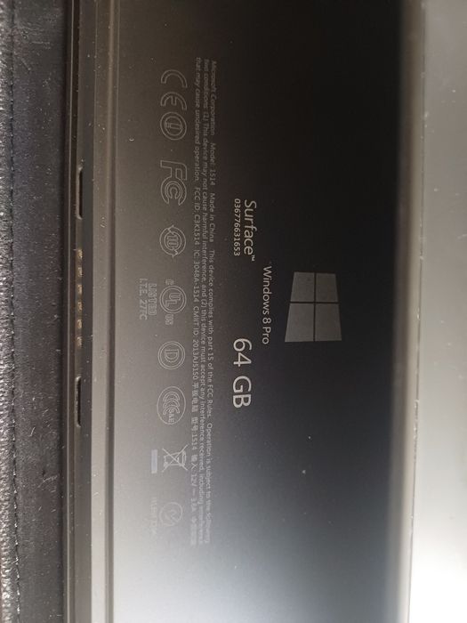 Продам планшет Microsoft Surface