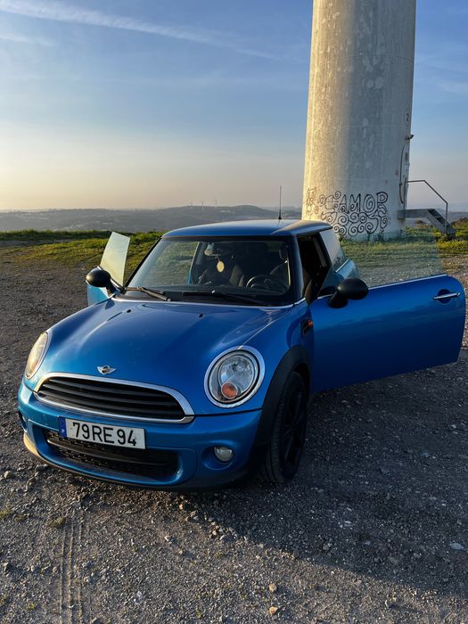 MINI Cooper d 2012