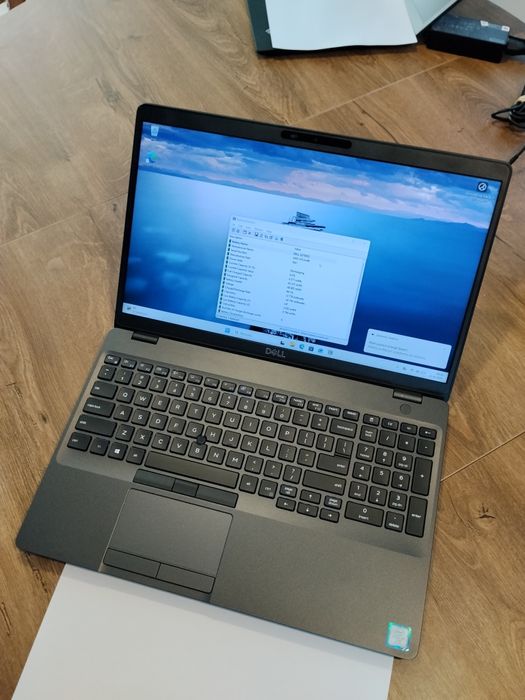 #5198 Dell Latitude 5501 i7-9850H 16GB 512SSD W11P FV23 GW12 Mx150 NVIDIA 2GB