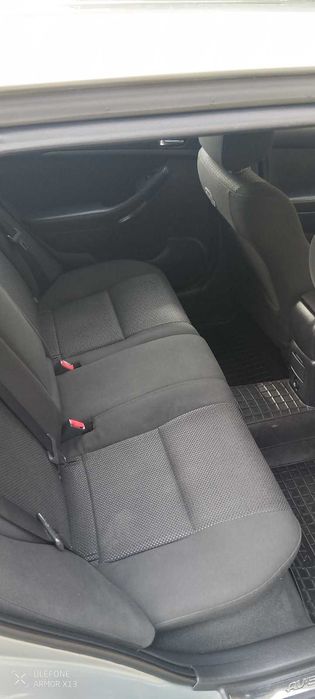 Тойота Авенсіс Т25