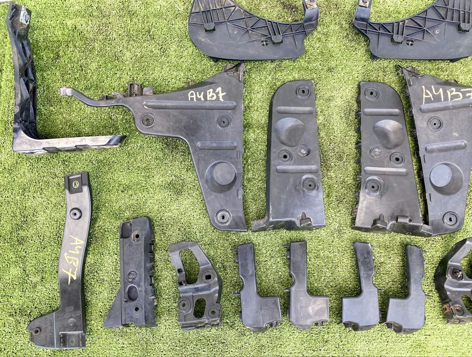 Кріплення бампера фари Audi A4 B6 B7 кронштейн Ауді а4 б6 б7 розборка