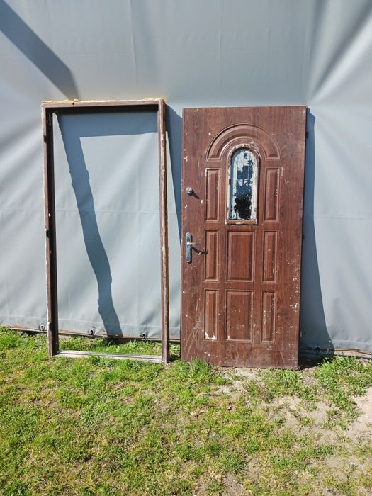 Drzwi na budowę drzwi garaz