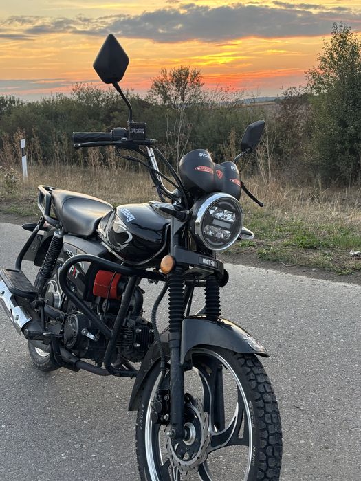 Продам mustang fit 125