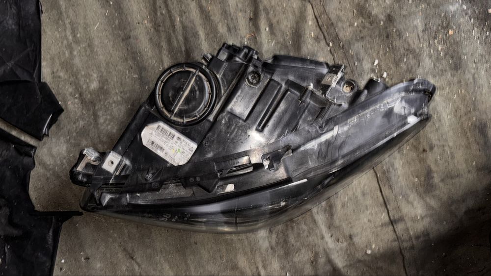 Reflektor bmw f10 Bixenon SKRĘTNY POLIFT