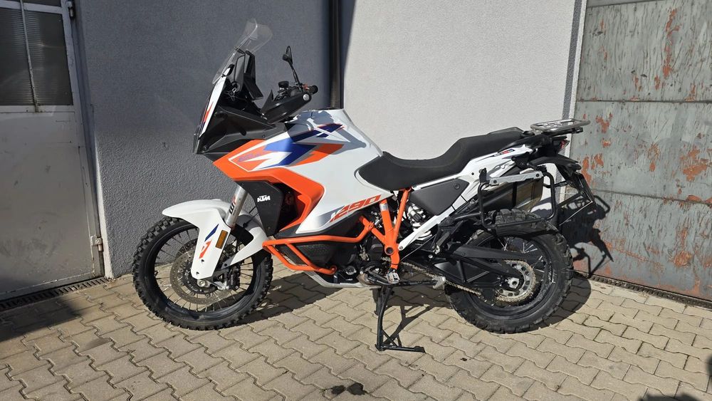 KTM