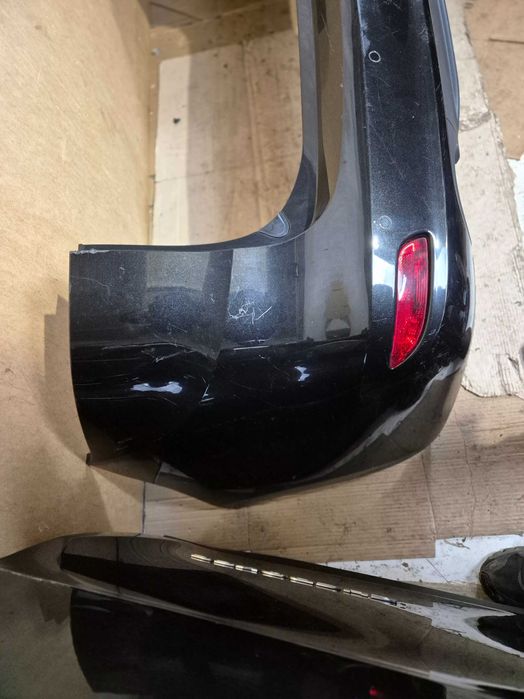 Opel Zafira C zderzak tylni tył PDC.