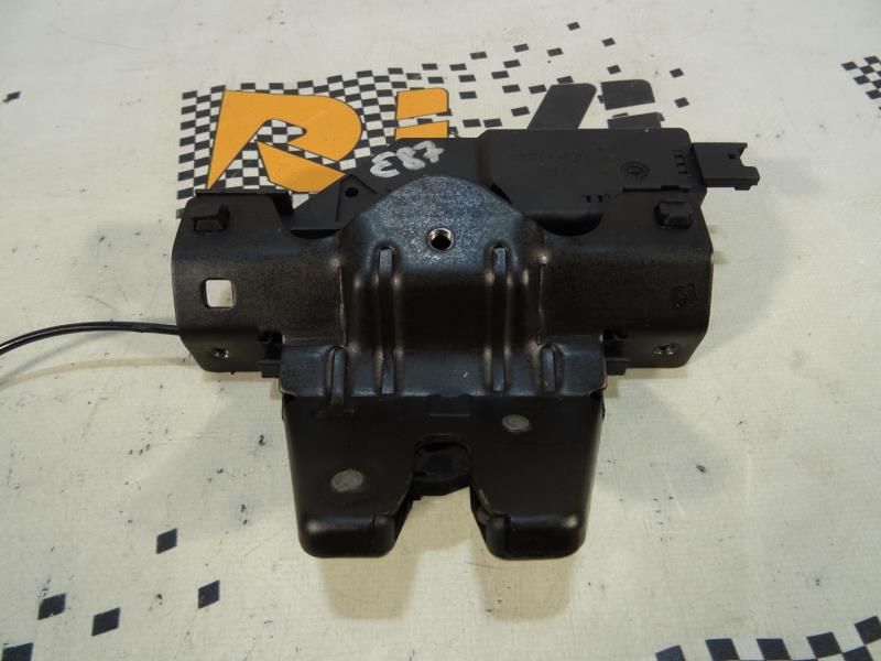 Fechadura / fecho da mala BMW 1 (E87)