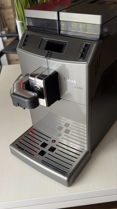 Кавомашина Saeco Lirika One Touch Cappuccino