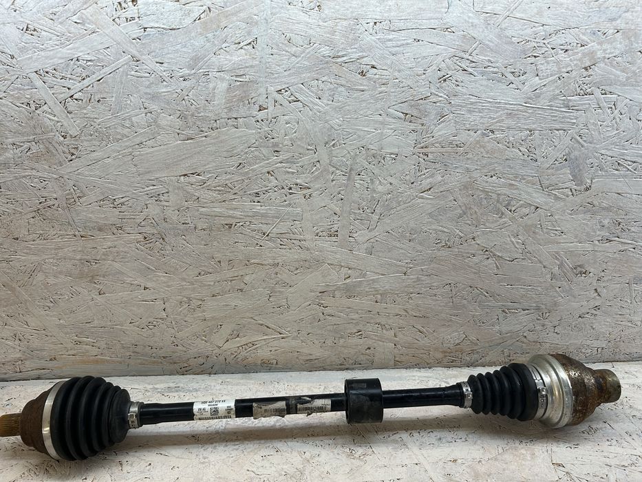 Półoś prawy przód Seat leon IV 4 5fa 2020- 1.5 tsi 5Q0407272EE prawa przednia długa golf t-roc