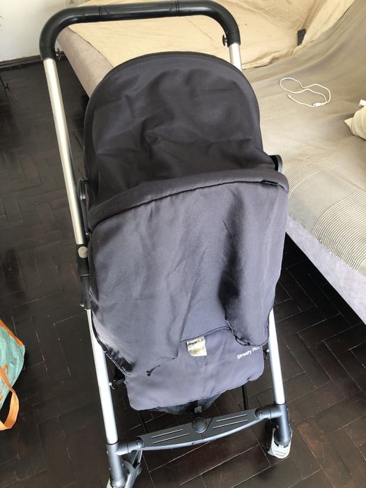 Carrinho bebeconfort em excelente estado.