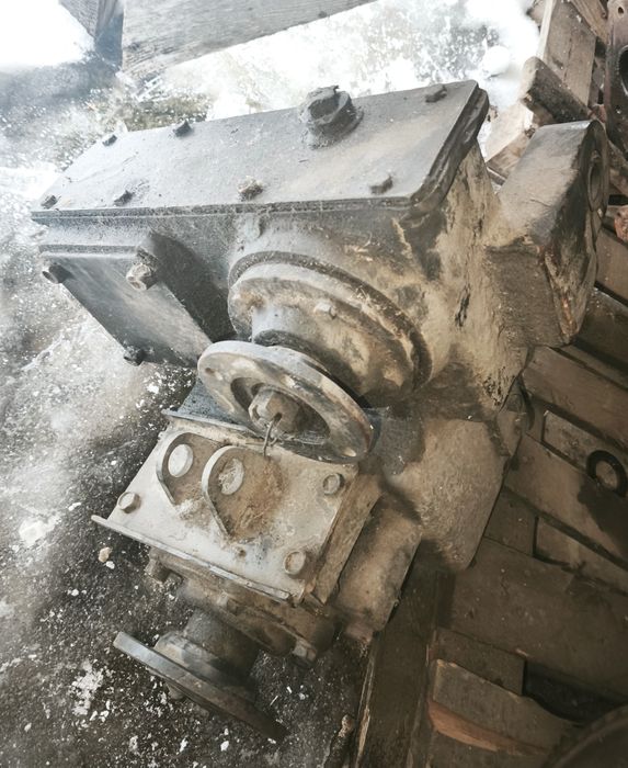 Роздатка механічного автокрана решітки АК-75В КС-2561 на шасі Зіл 130