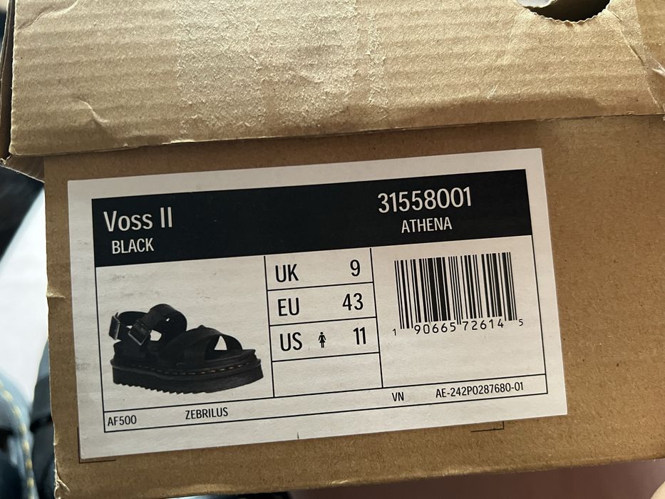 Nowe sandały Dr. Martens Voss II