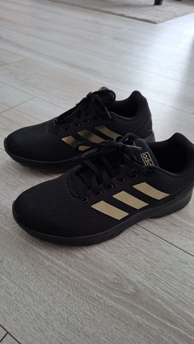 Adidasy nowe rozmiqr 39 1/3