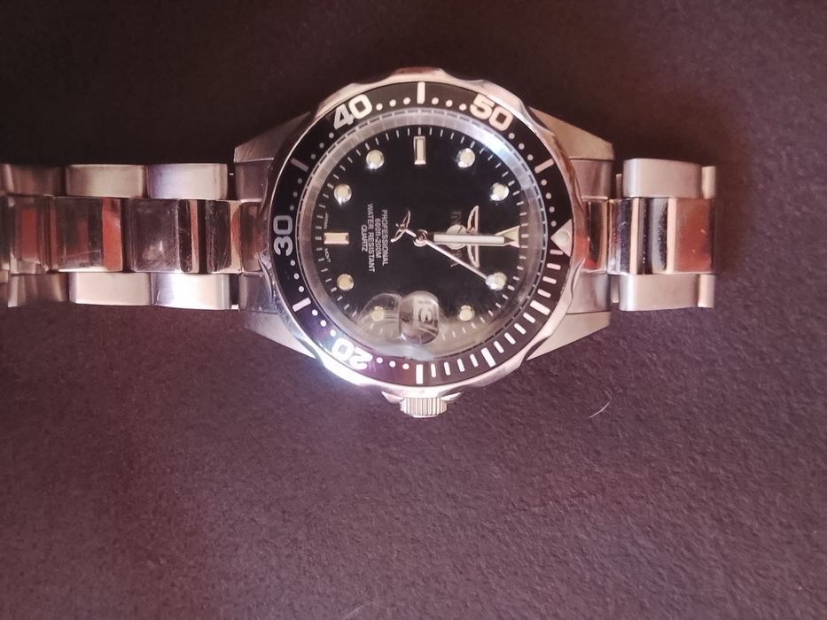 Vendo  relógio invicta