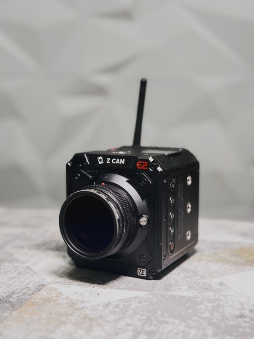 ZCAM M4 + Panasonic 14mm
