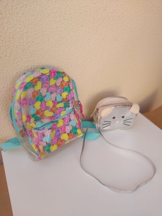 Mochila Transparente Corações , Mala de Tiracolo Gata e  Malas da Princesa Sofia