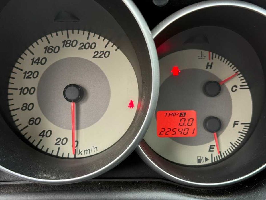 Mazda 3 1.6D 110Cv 220.000Km 01/2007